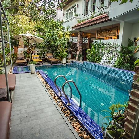 Vmansion Boutique Hotel Phnom Penh Exterior photo