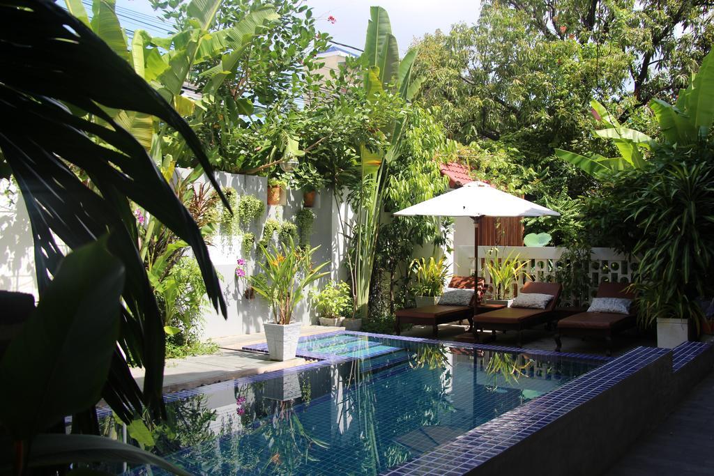 Vmansion Boutique Hotel Phnom Penh Exterior photo