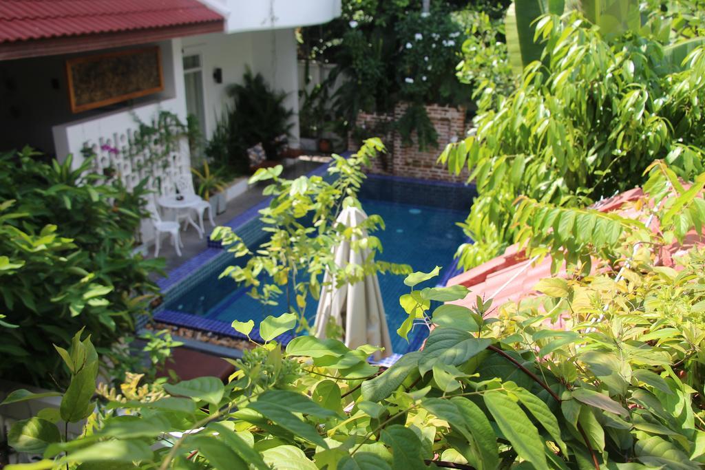 Vmansion Boutique Hotel Phnom Penh Exterior photo