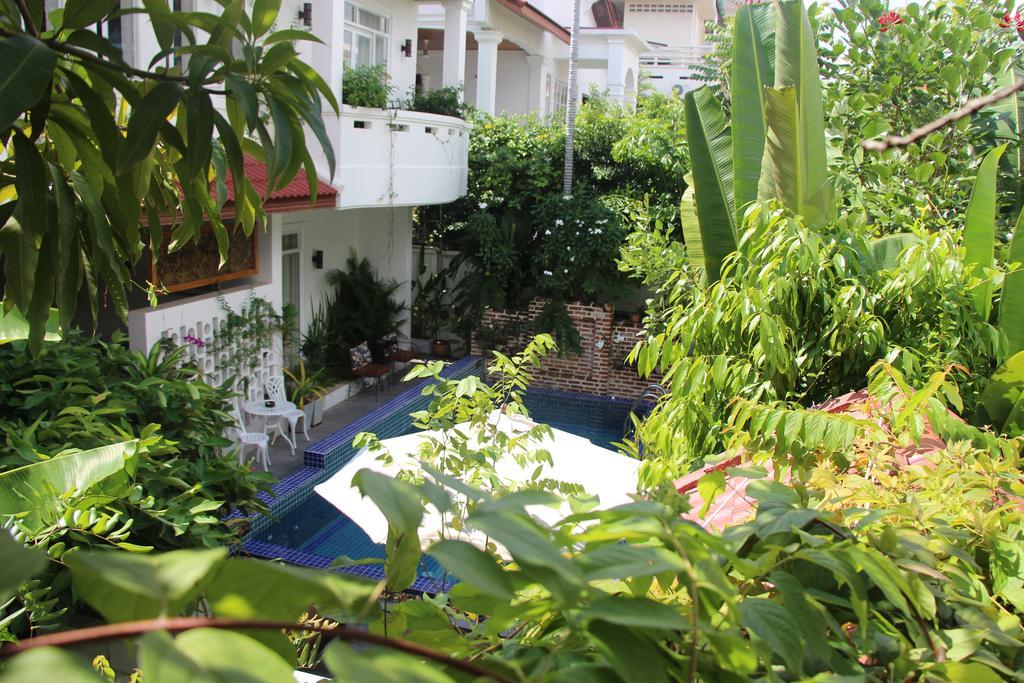 Vmansion Boutique Hotel Phnom Penh Exterior photo