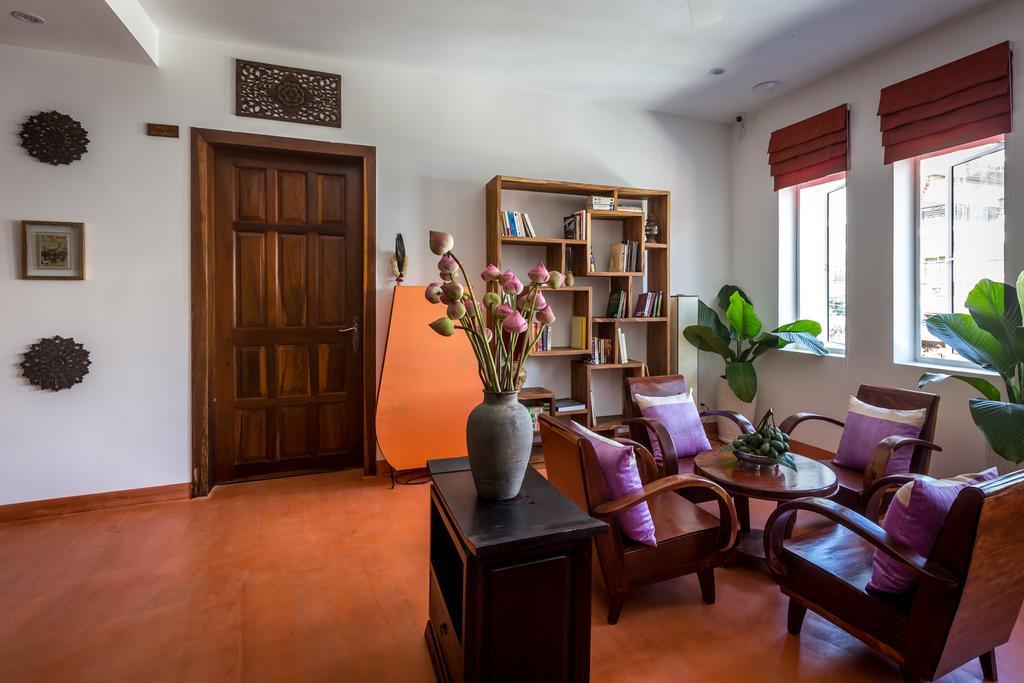 Vmansion Boutique Hotel Phnom Penh Exterior photo