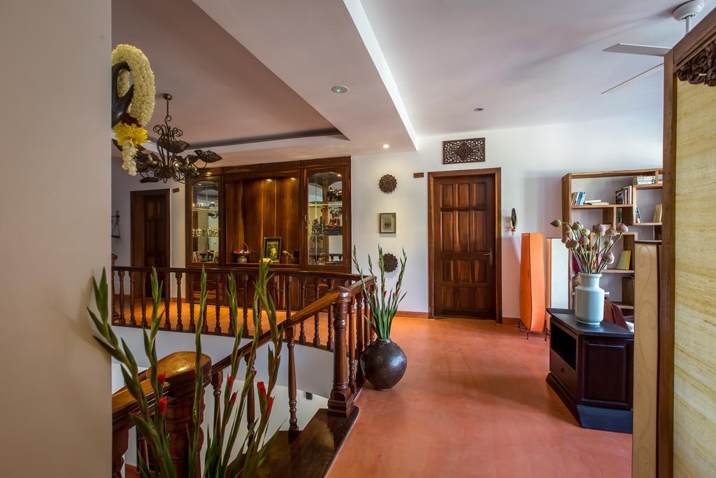 Vmansion Boutique Hotel Phnom Penh Exterior photo