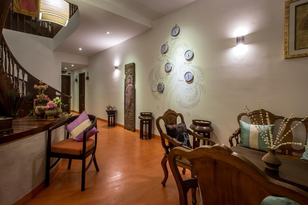 Vmansion Boutique Hotel Phnom Penh Exterior photo