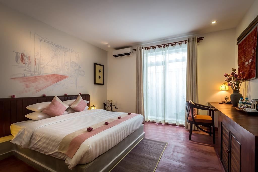 Vmansion Boutique Hotel Phnom Penh Exterior photo