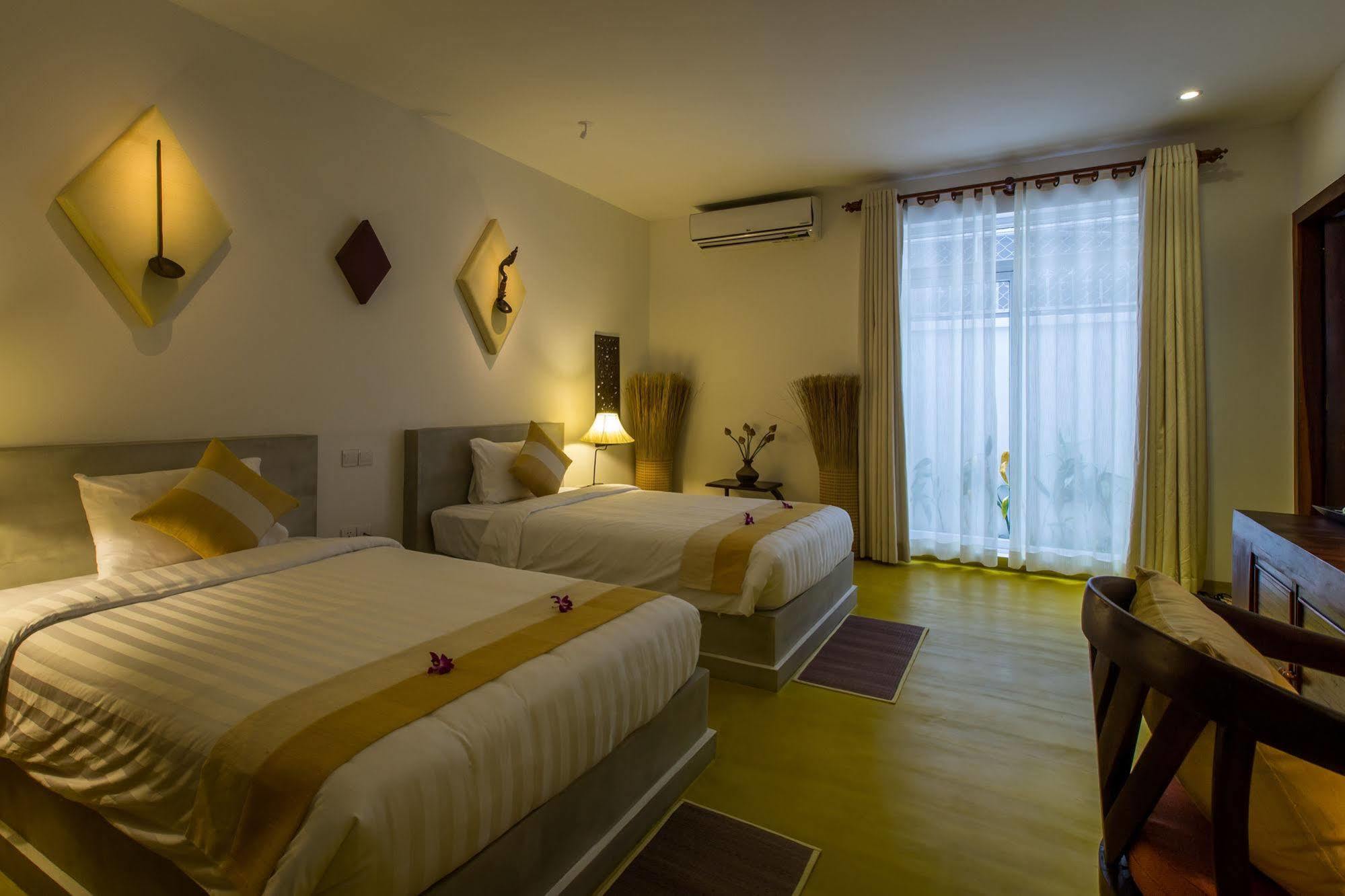 Vmansion Boutique Hotel Phnom Penh Exterior photo