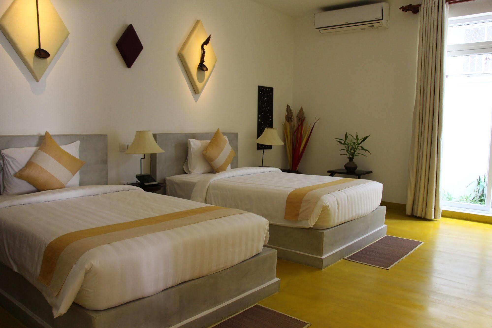 Vmansion Boutique Hotel Phnom Penh Exterior photo
